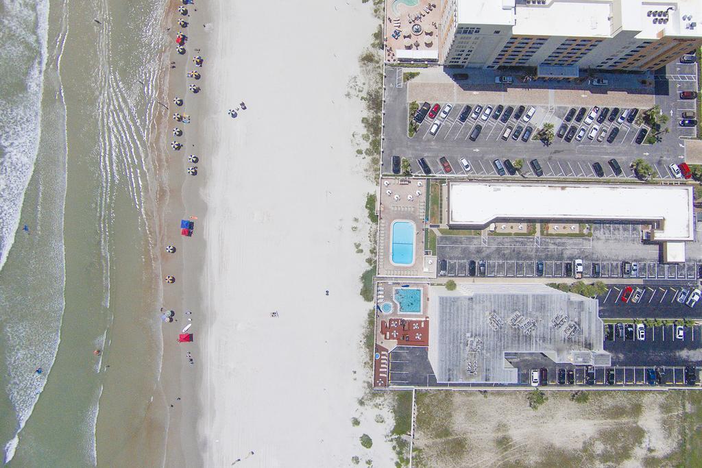 Fantasy Island - Daytona Beach Shores Aparthotel Екстериор снимка
