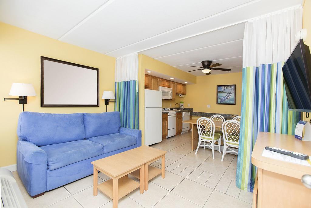 Fantasy Island - Daytona Beach Shores Aparthotel Екстериор снимка