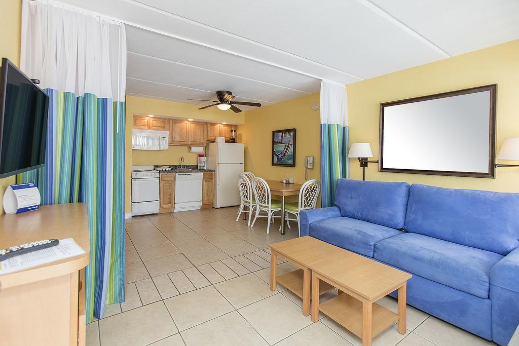 Fantasy Island - Daytona Beach Shores Aparthotel Екстериор снимка